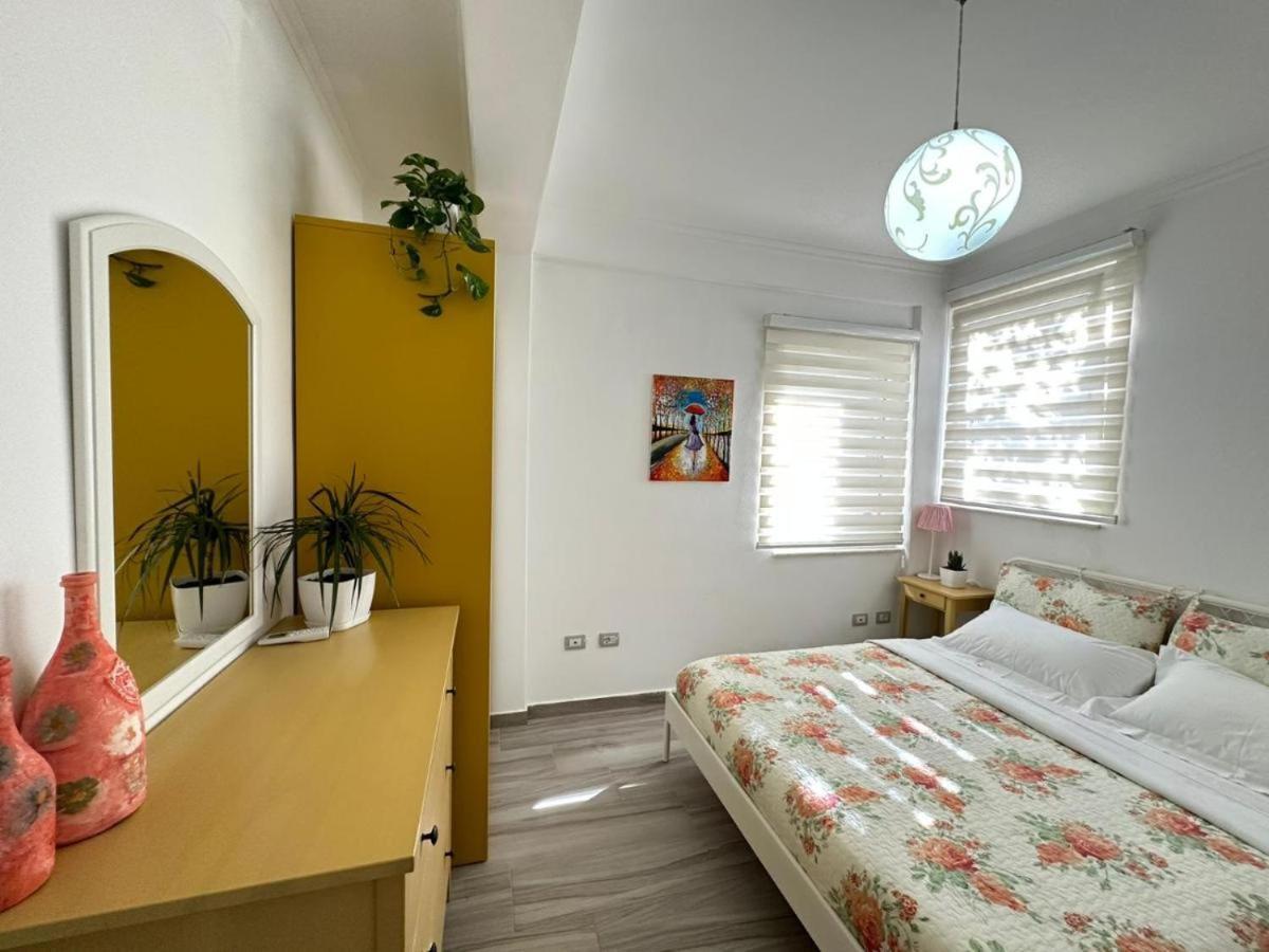 Sofia'S Holiday Apartment Vlora Kültér fotó